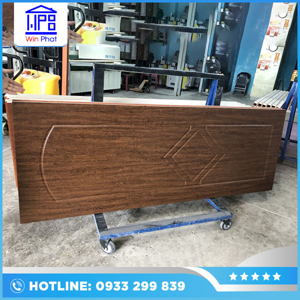 Cửa nhựa lõi thép